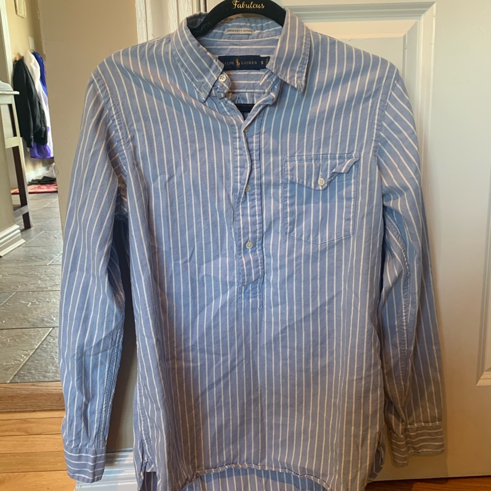 Ralph Lauren button up shirt size small